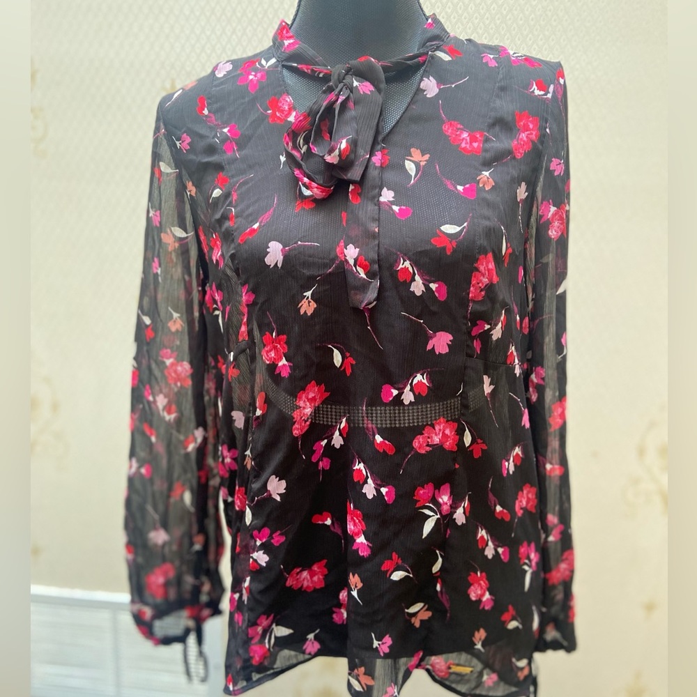 Ellen Tracy Sheer Black Floral Blouse Size M